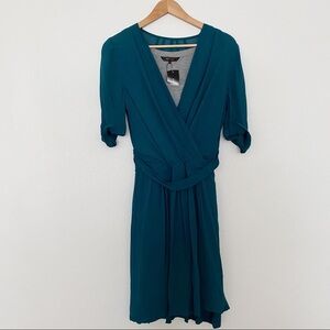 BCBGMaxAzria Pleated Dress V-Neck Lined Formal Special Occasion Office Wear XS